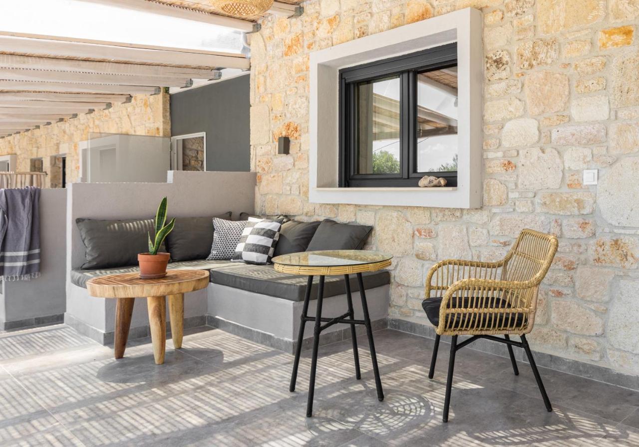 "Four Olives" Luxury Rooms, Afitos #Feelslikehome Luaran gambar