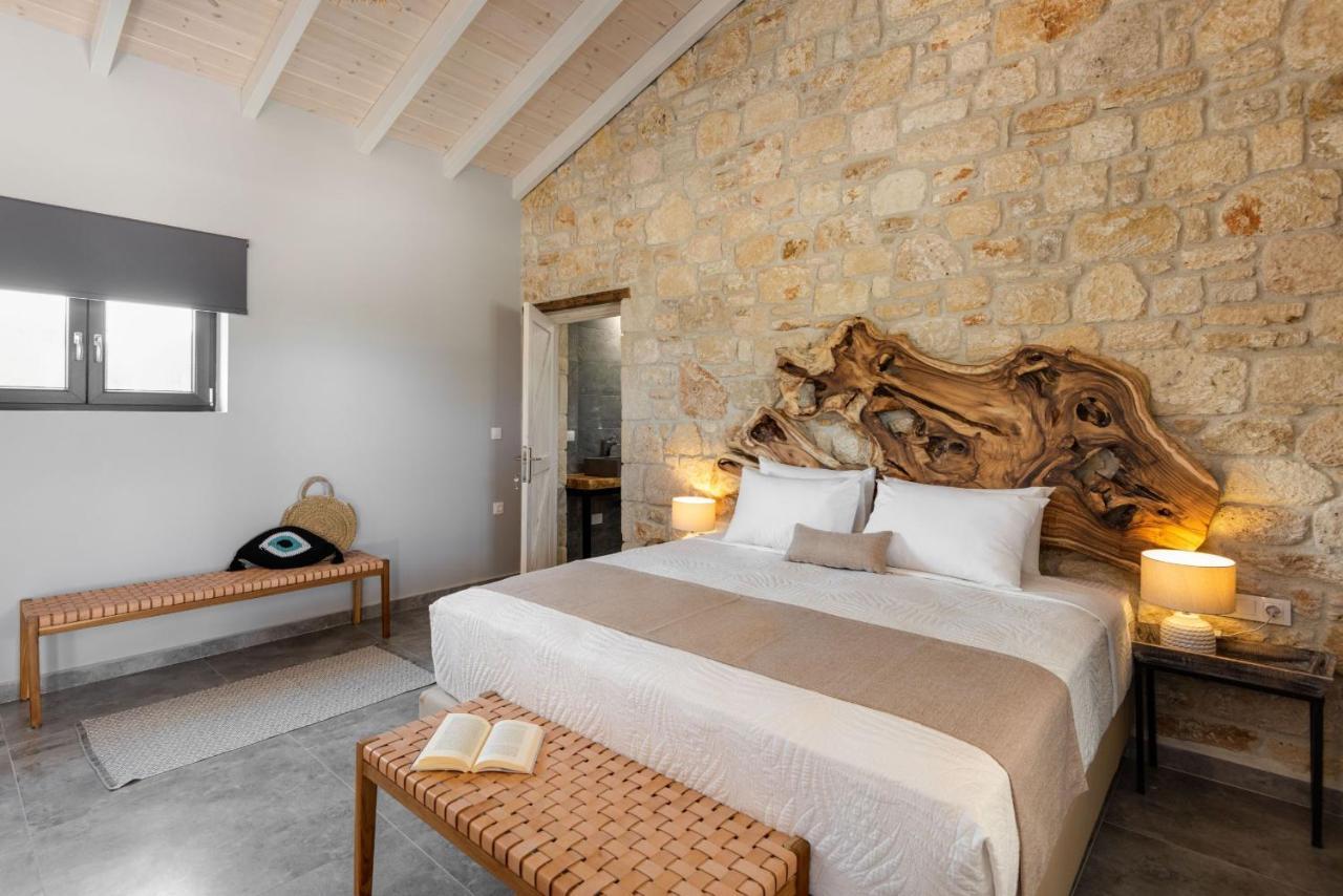 "Four Olives" Luxury Rooms, Afitos #Feelslikehome Luaran gambar